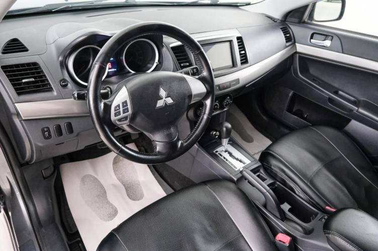 Mitsubishi Lancer 8 из 23