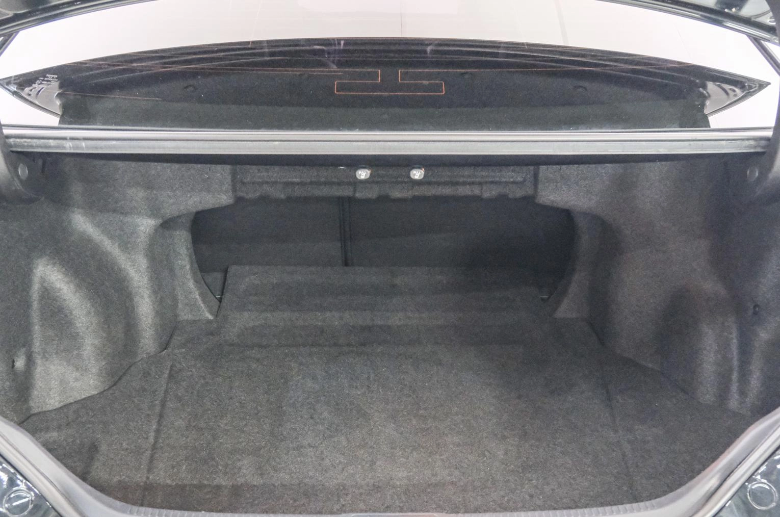 Toyota Camry 25 из 25