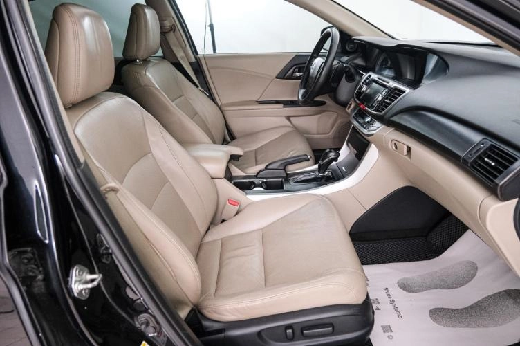 Honda Accord 13 из 25