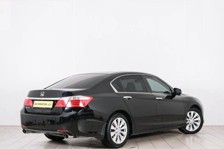 Honda Accord 6 из 25