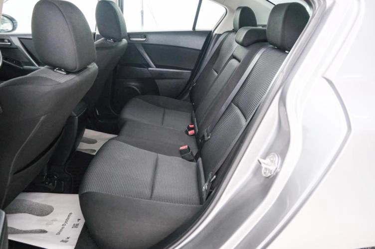 Mazda Axela 21 из 22