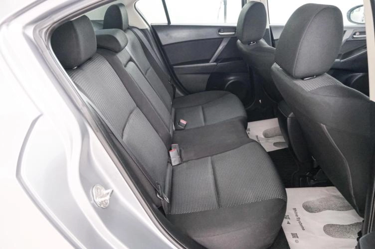 Mazda Axela 20 из 22