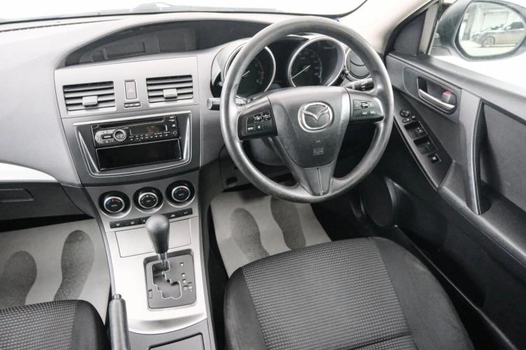 Mazda Axela 9 из 22