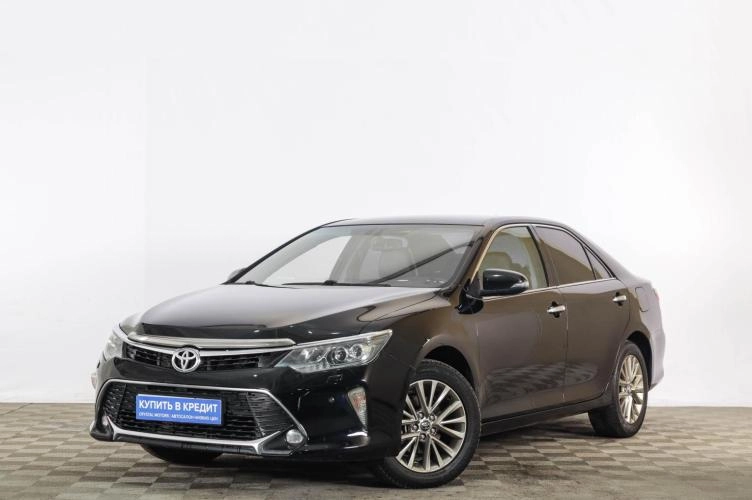 Toyota Camry 3 из 6