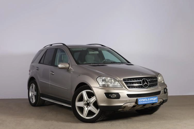 Mercedes-Benz M-класс 1 из 6