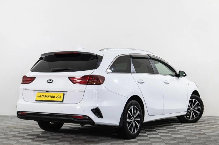 KIA cee'd 4 из 6