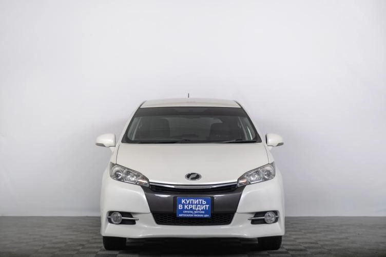 Toyota Wish 3 из 6
