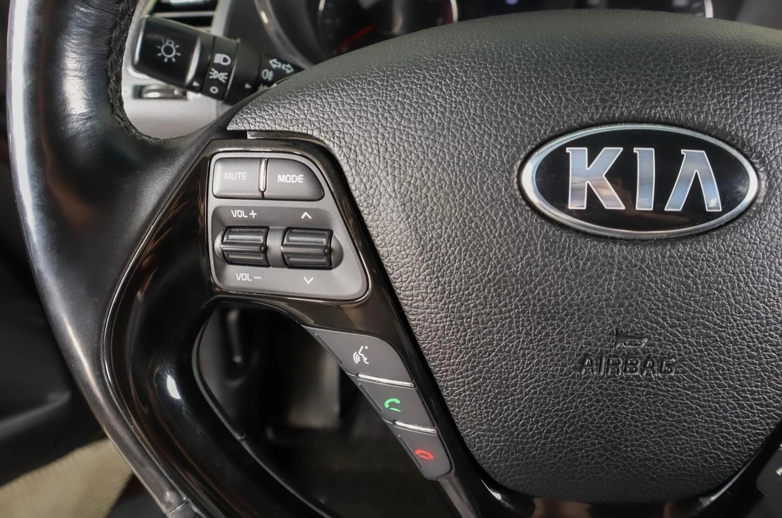 KIA Cerato 16 из 23