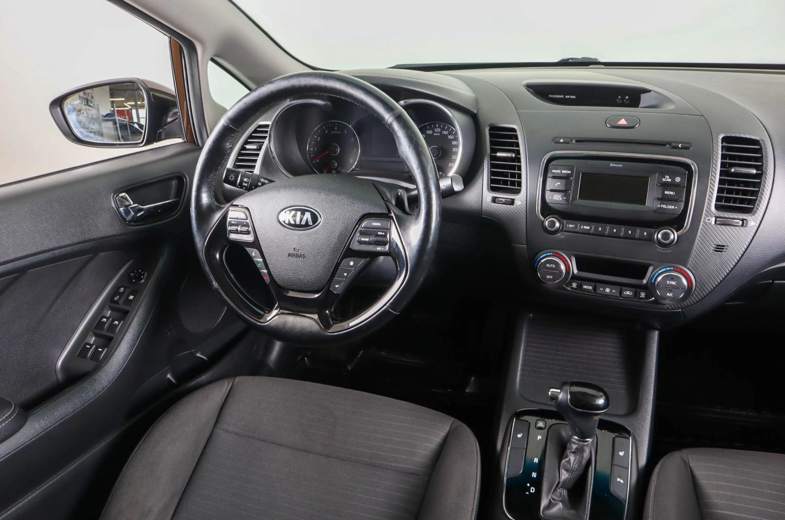 KIA Cerato 12 из 23