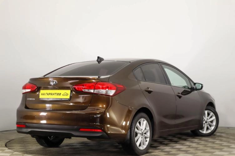 KIA Cerato 4 из 6