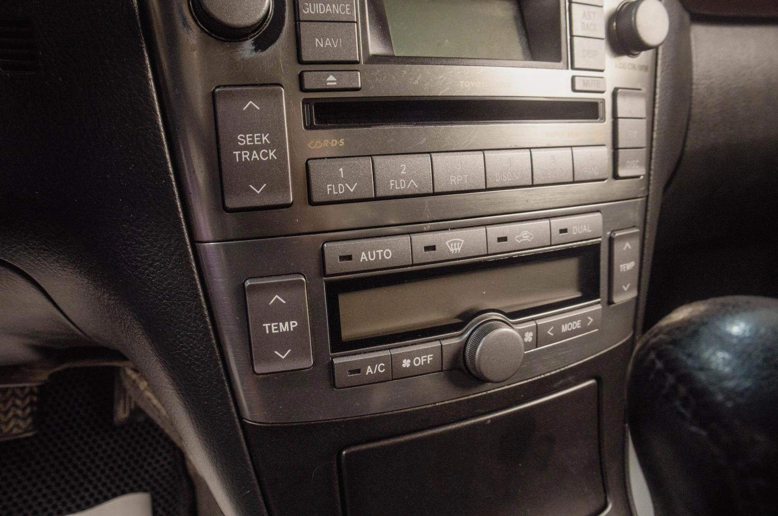 Toyota Avensis 13 из 16