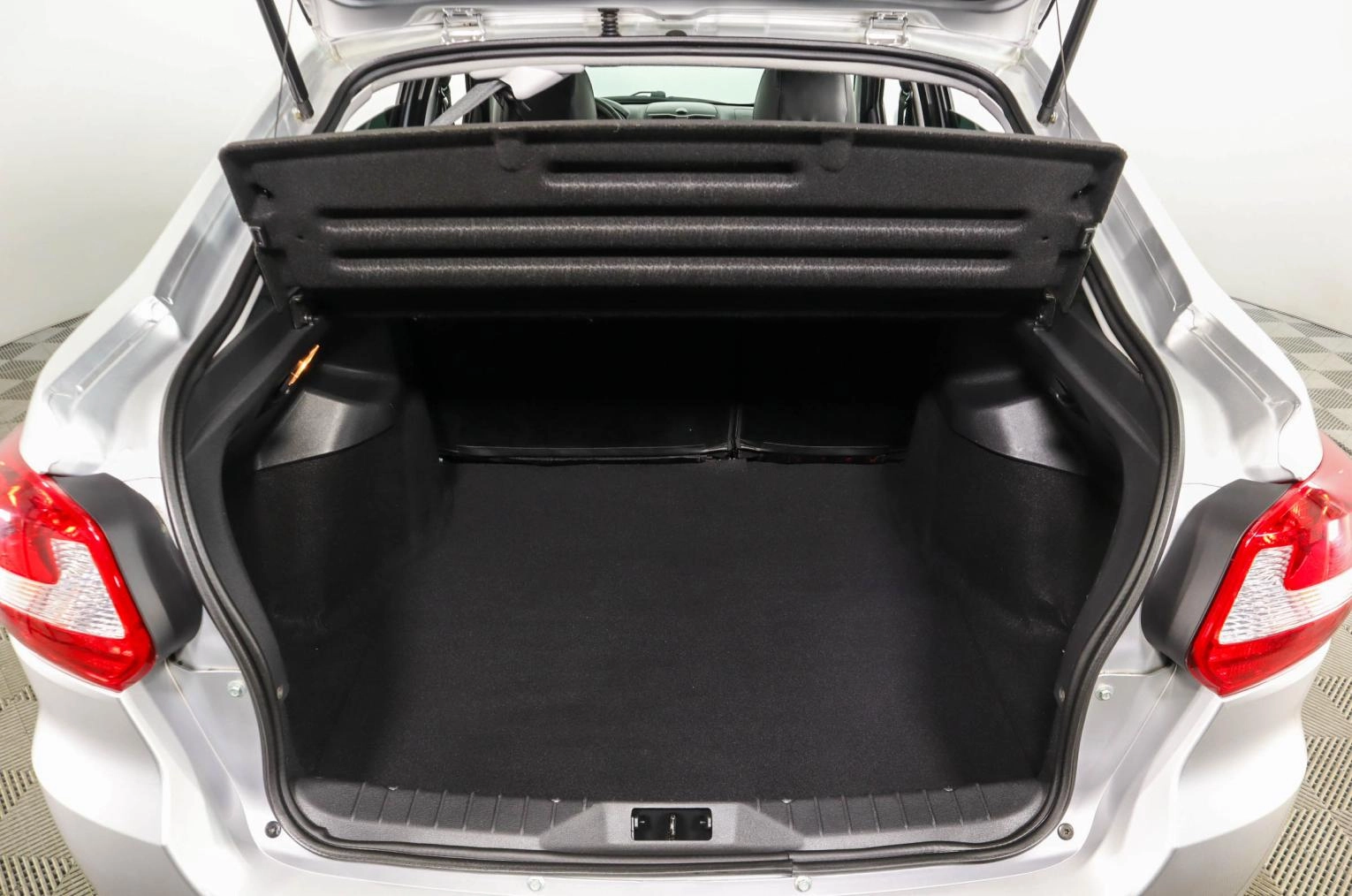 ВАЗ (LADA) Granta 7 из 21