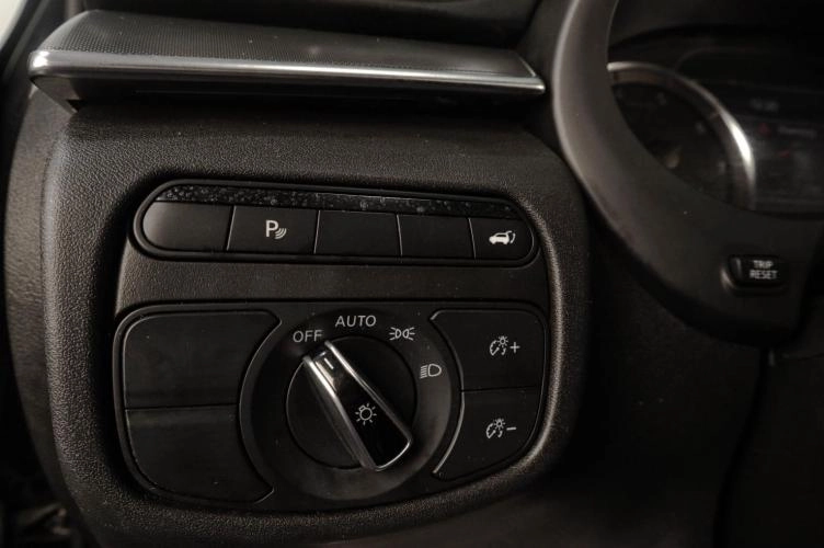 Infiniti QX50 9 из 18