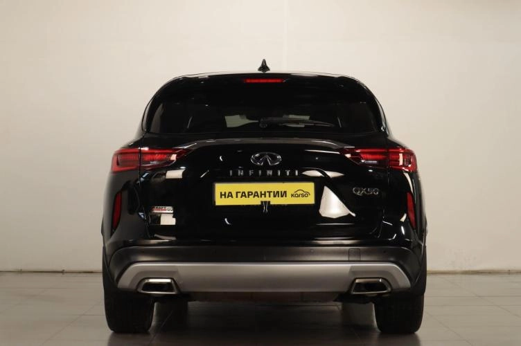 Infiniti QX50 5 из 6