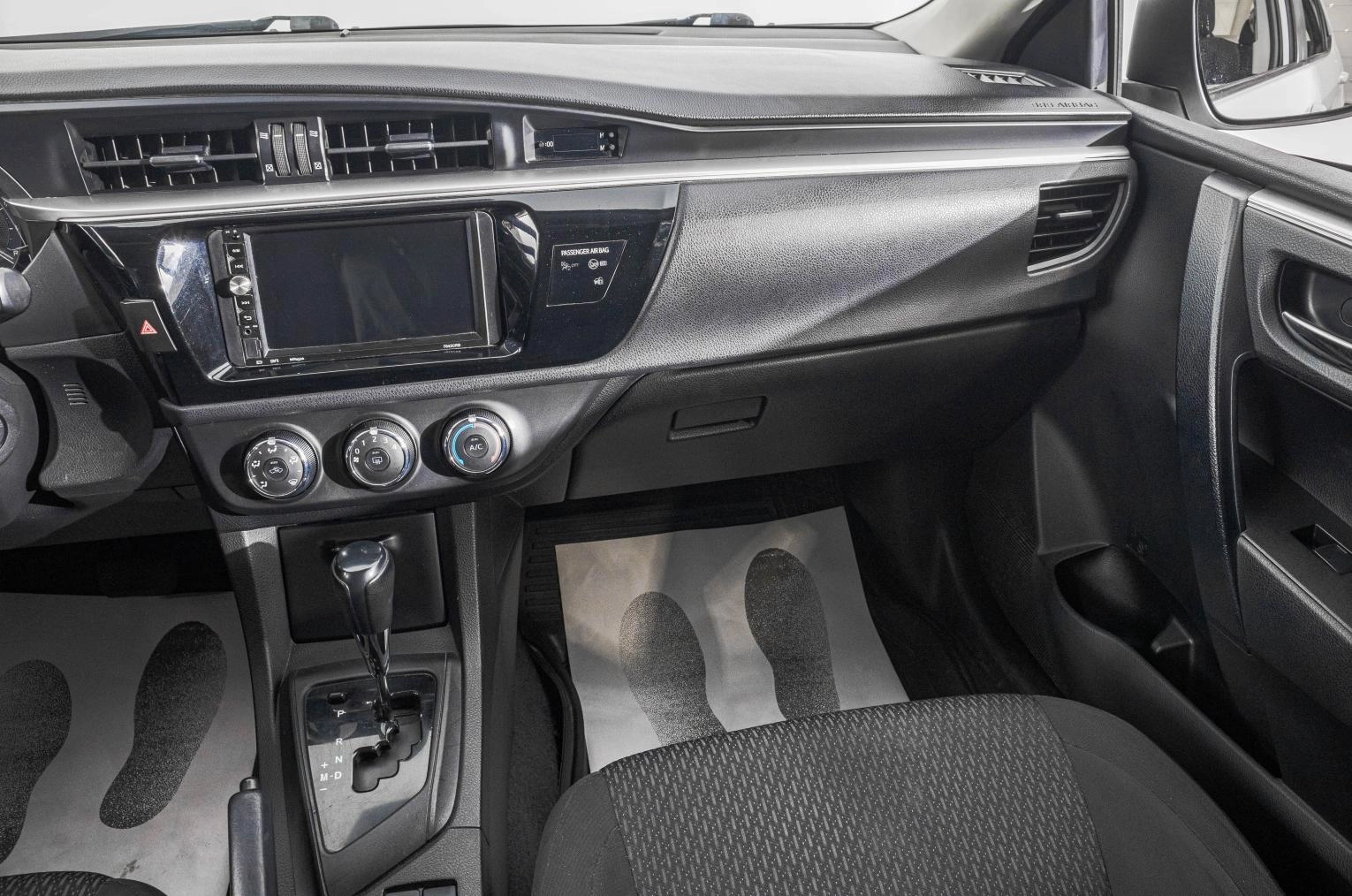 Toyota Corolla 19 из 23