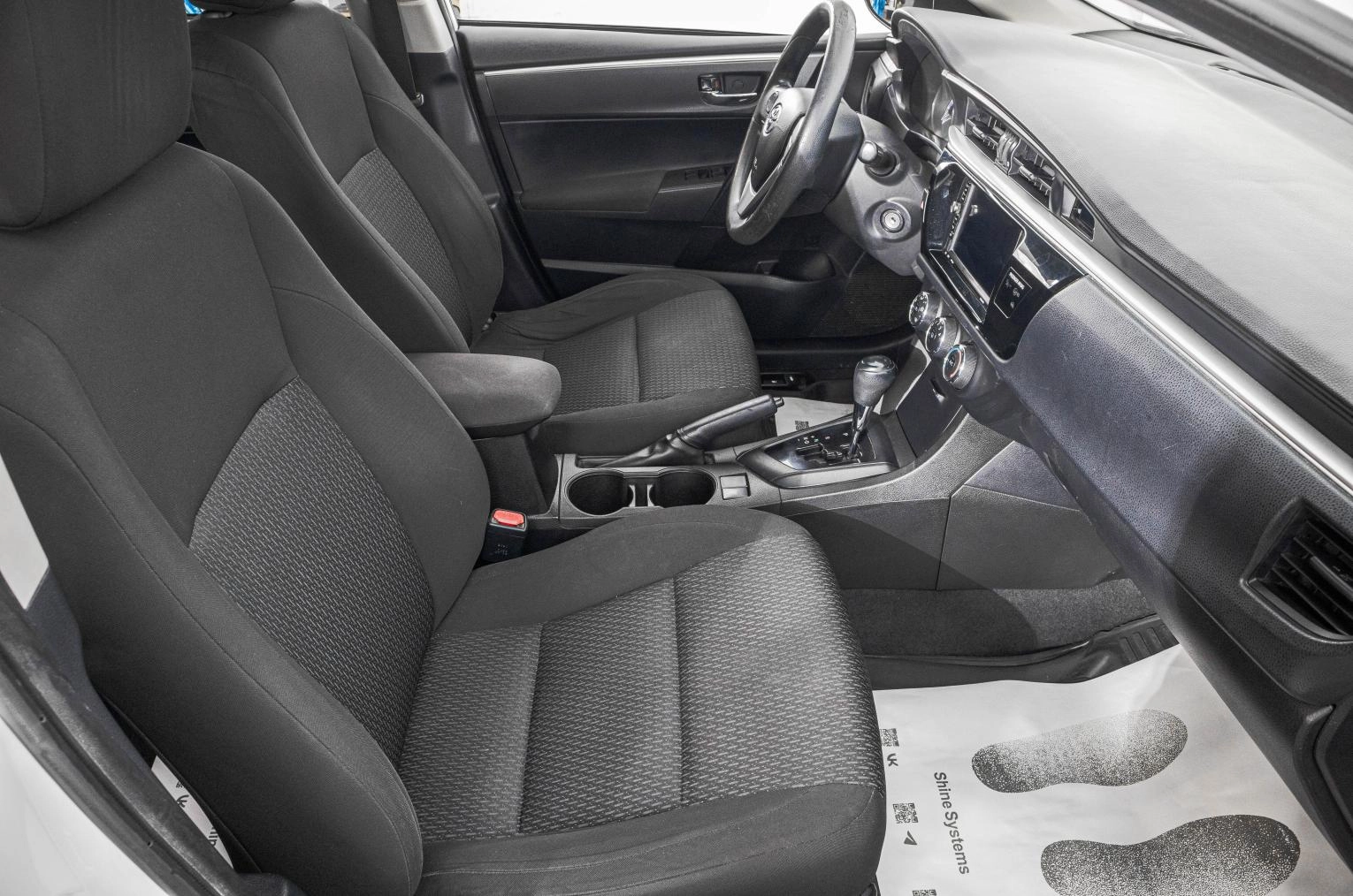 Toyota Corolla 20 из 23