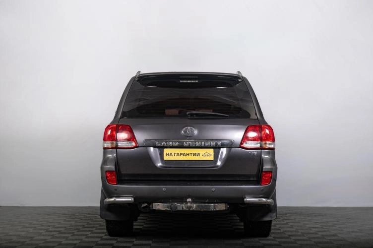 Toyota Land Cruiser 4 из 6