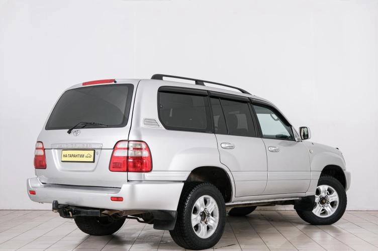 Toyota Land Cruiser 6 из 6