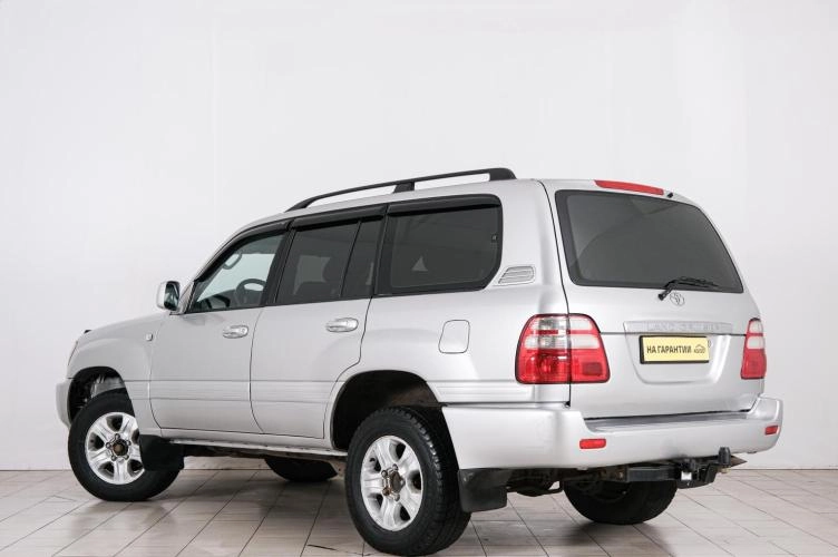 Toyota Land Cruiser 4 из 6