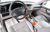 Toyota Land Cruiser 8 из 25