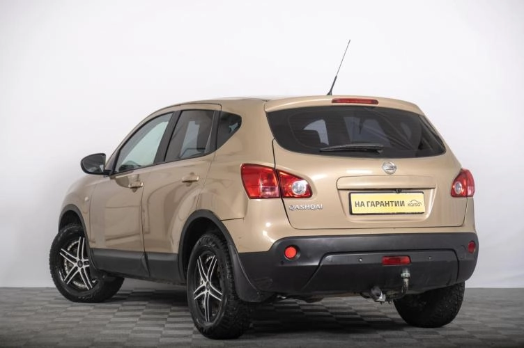 Nissan Qashqai 5 из 6