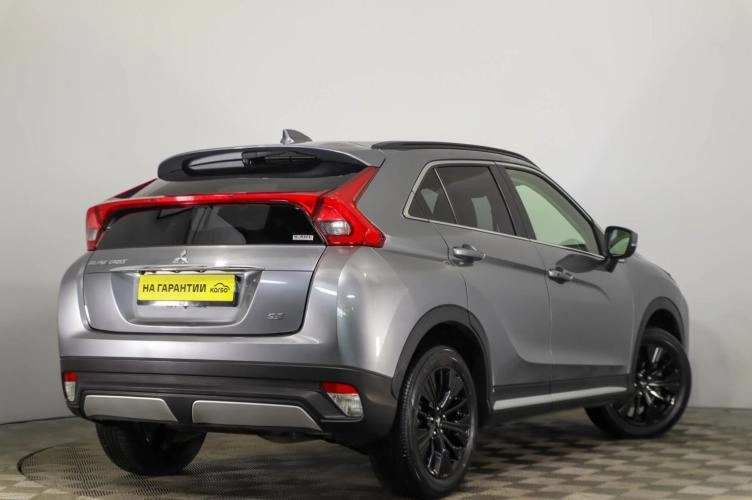 Mitsubishi Eclipse Cross 4 из 6