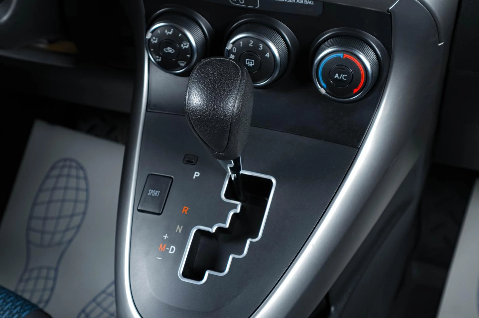 Toyota Verso 16 из 18