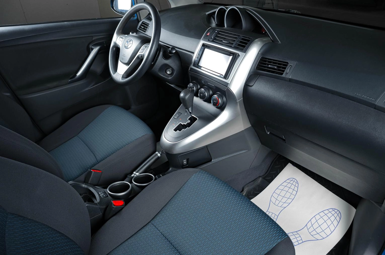 Toyota Verso 10 из 18