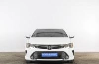 Toyota Camry 2 из 19