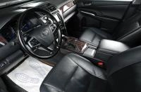 Toyota Camry 7 из 19