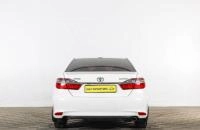 Toyota Camry 5 из 19