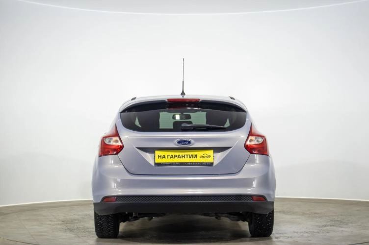 Ford Focus 5 из 6