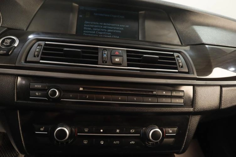 BMW 5 серия 15 из 18