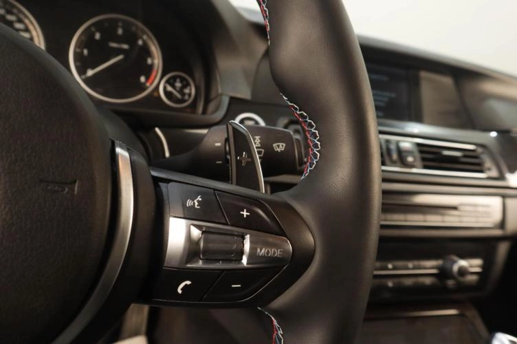 BMW 5 серия 13 из 18