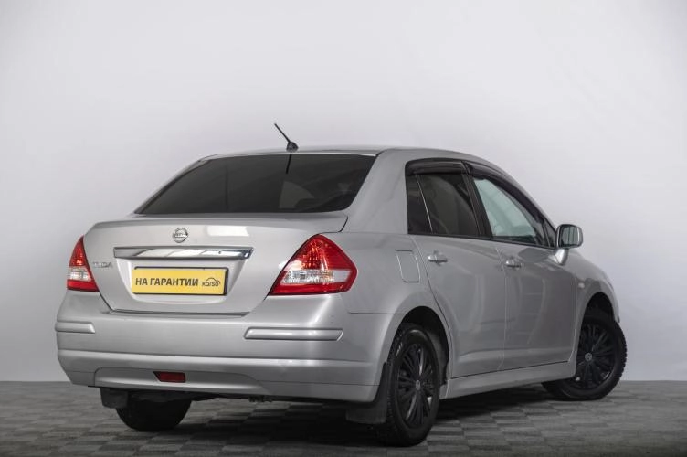 Nissan Tiida 6 из 6