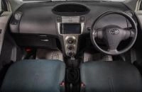 Toyota Vitz 10 из 17