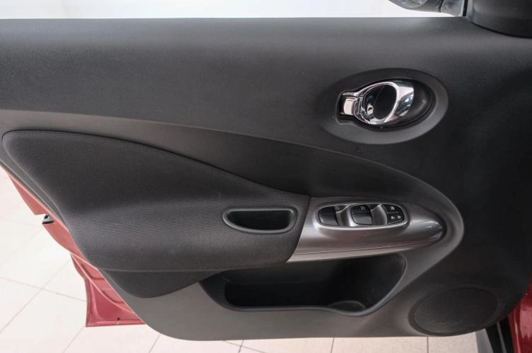 Nissan Juke 19 из 22