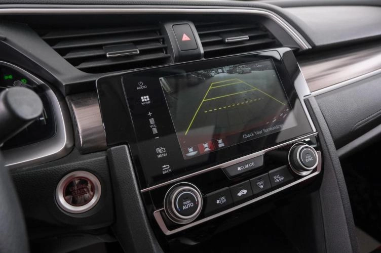 Honda Civic 15 из 22