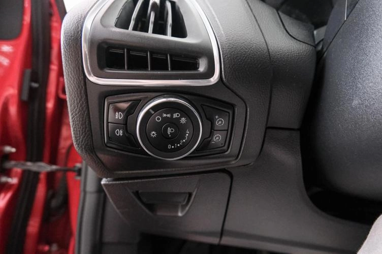 Ford Focus 19 из 23