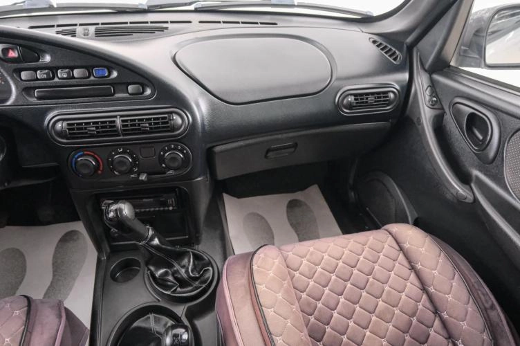 Chevrolet Niva 11 из 21