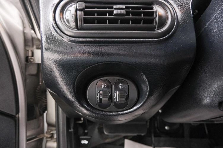 Chevrolet Niva 17 из 21