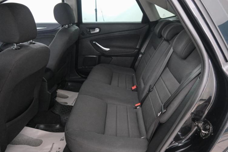 Ford Mondeo 20 из 22