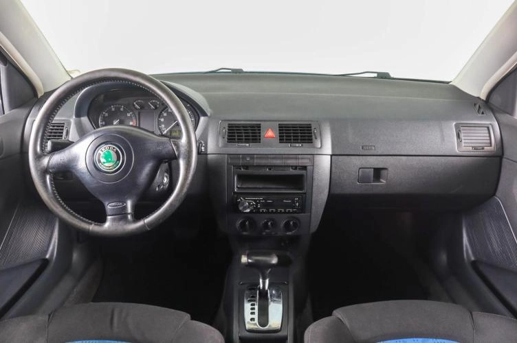 Skoda Fabia 12 из 19