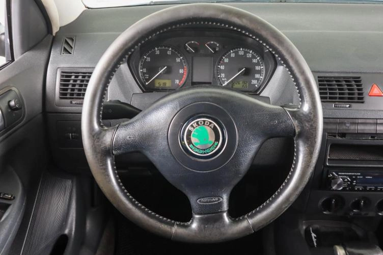 Skoda Fabia 14 из 19