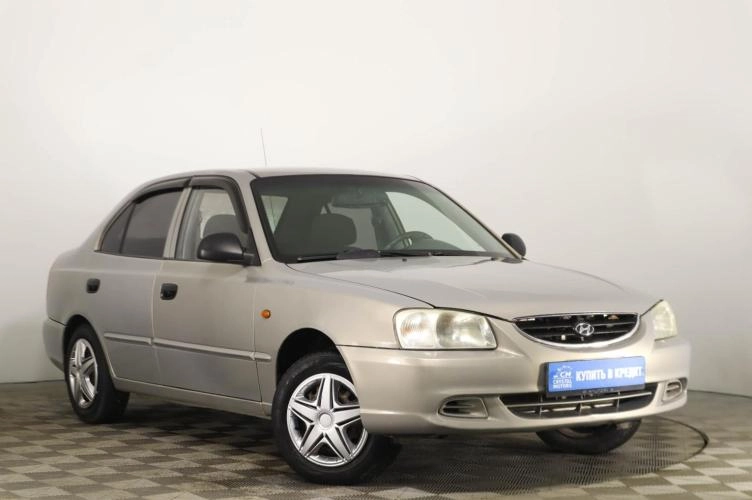 Hyundai Accent 1 из 6