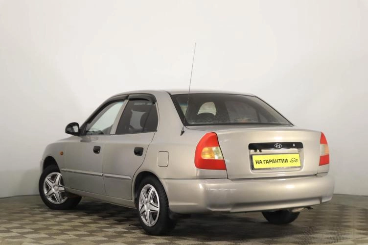 Hyundai Accent 6 из 6