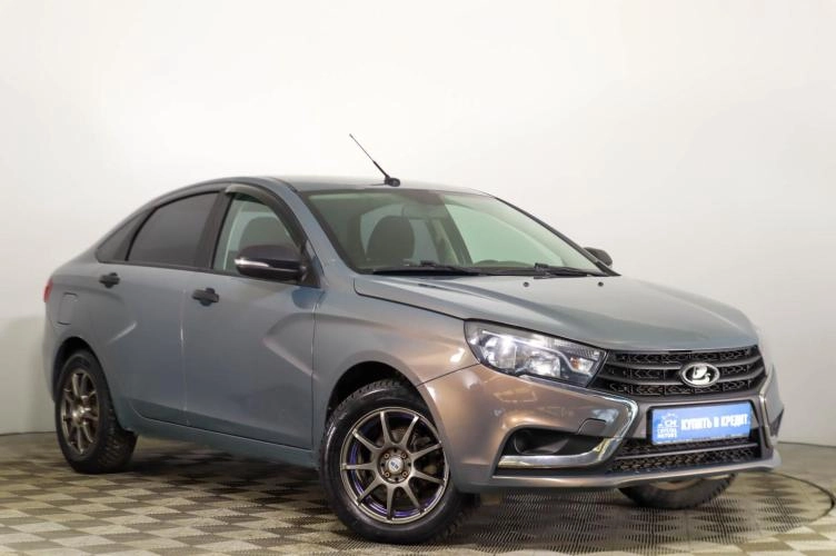 ВАЗ (LADA) Vesta 1 из 6