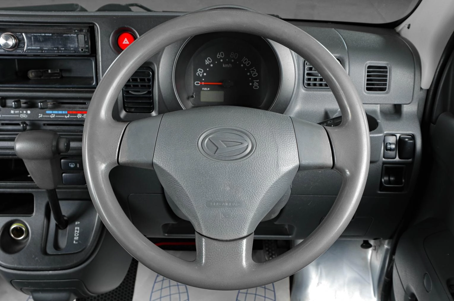 Daihatsu Hijet 13 из 15