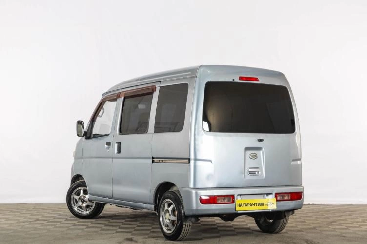 Daihatsu Hijet 4 из 6