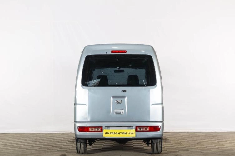 Daihatsu Hijet 5 из 6